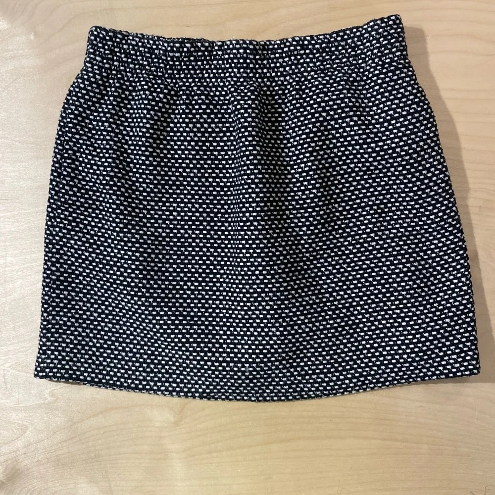 J. Crew Black and White Textured Mini Skirt 10 (E)